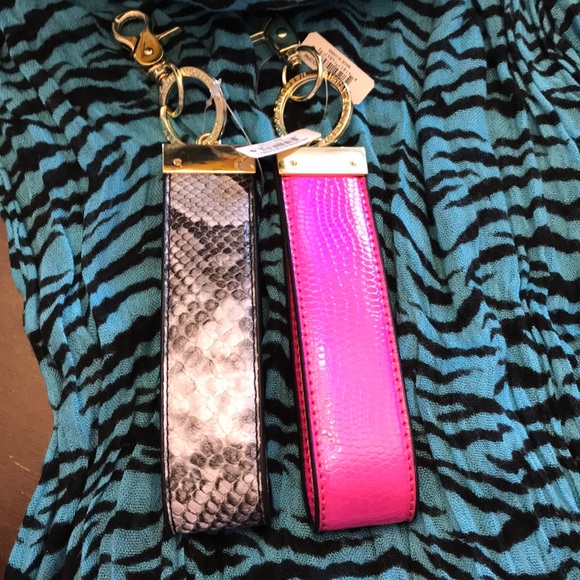 SOLD - Picture 3 of 4